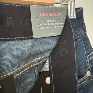 Torrid Bombshell Skinny Jeans - Size 10 Short